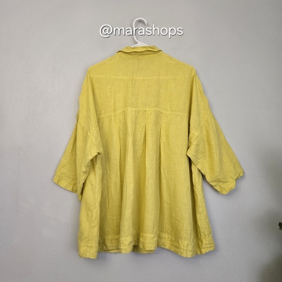Oska Linen Oversize Blouse in Yellow - Picture 5 of 6